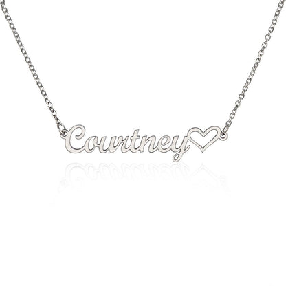 Collar con Nombre y Corazón