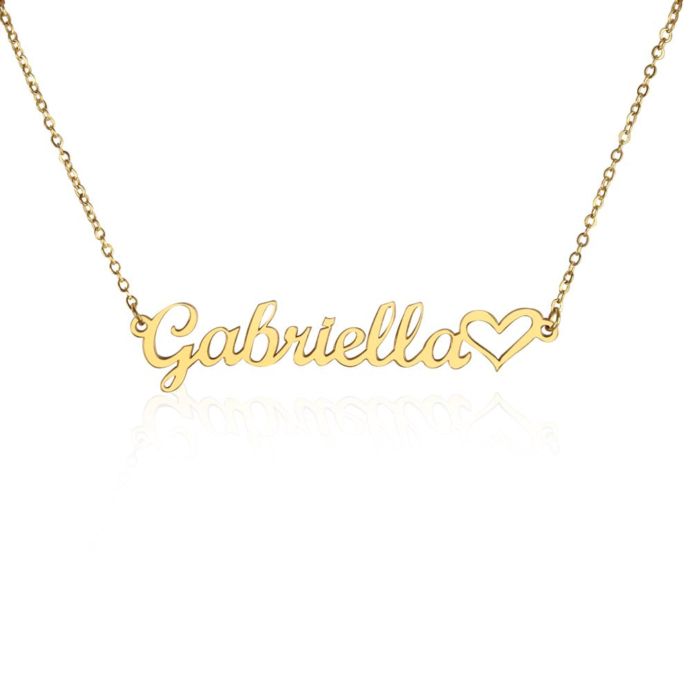 Collar con Nombre y Corazón